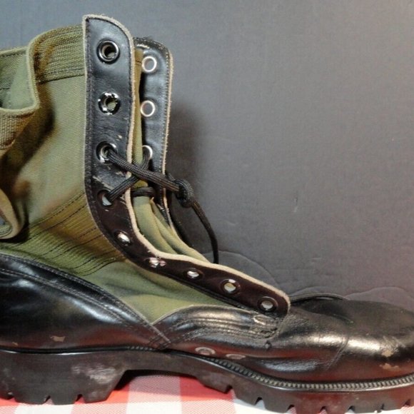 sz11N CIC 1966 VIETNAM ERA MILITARY JUNGLE COMBAT SINGLE LEFT BOOT ONLY SV 3052 main image 10
